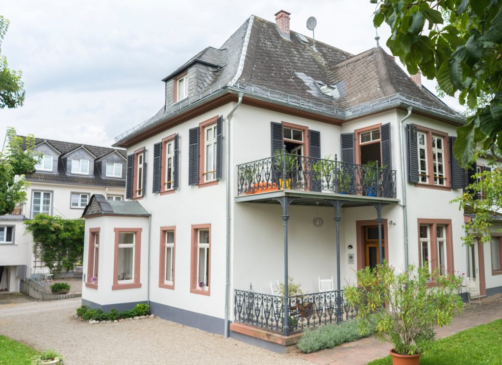 Agentur 1